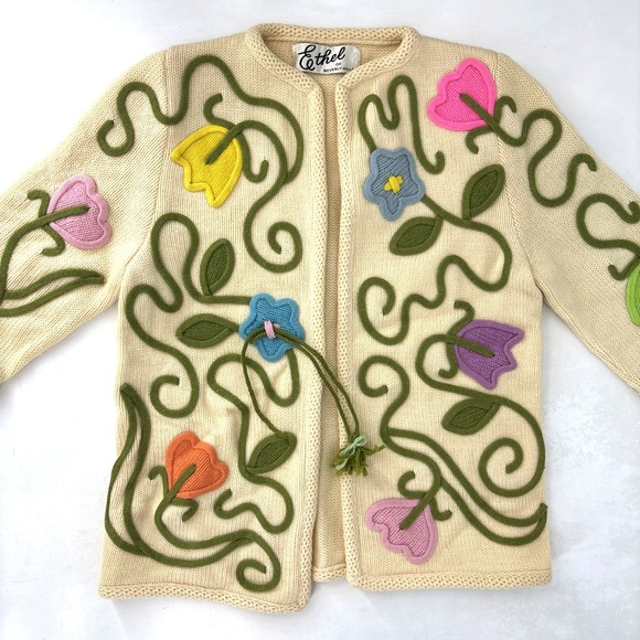 Ethel Of Beverly Hills Sweaters - ETHEL OF BEVERLY‎ HILLS Vintage Tulip Floral Embellished Knit Cardigan Sweater
